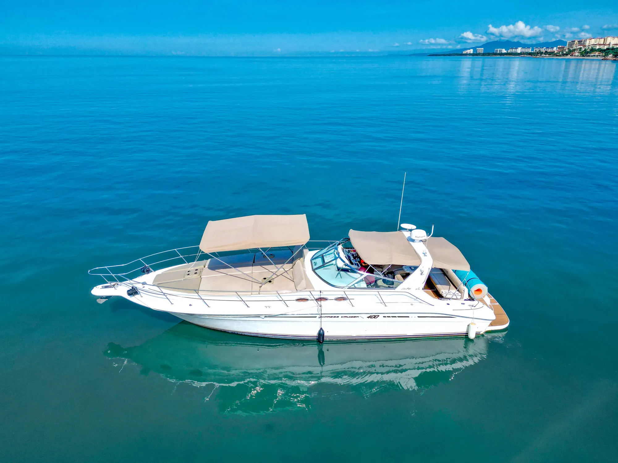 Elegant Yacht Charter Punta Mita – Churros y Chocolates 44ft