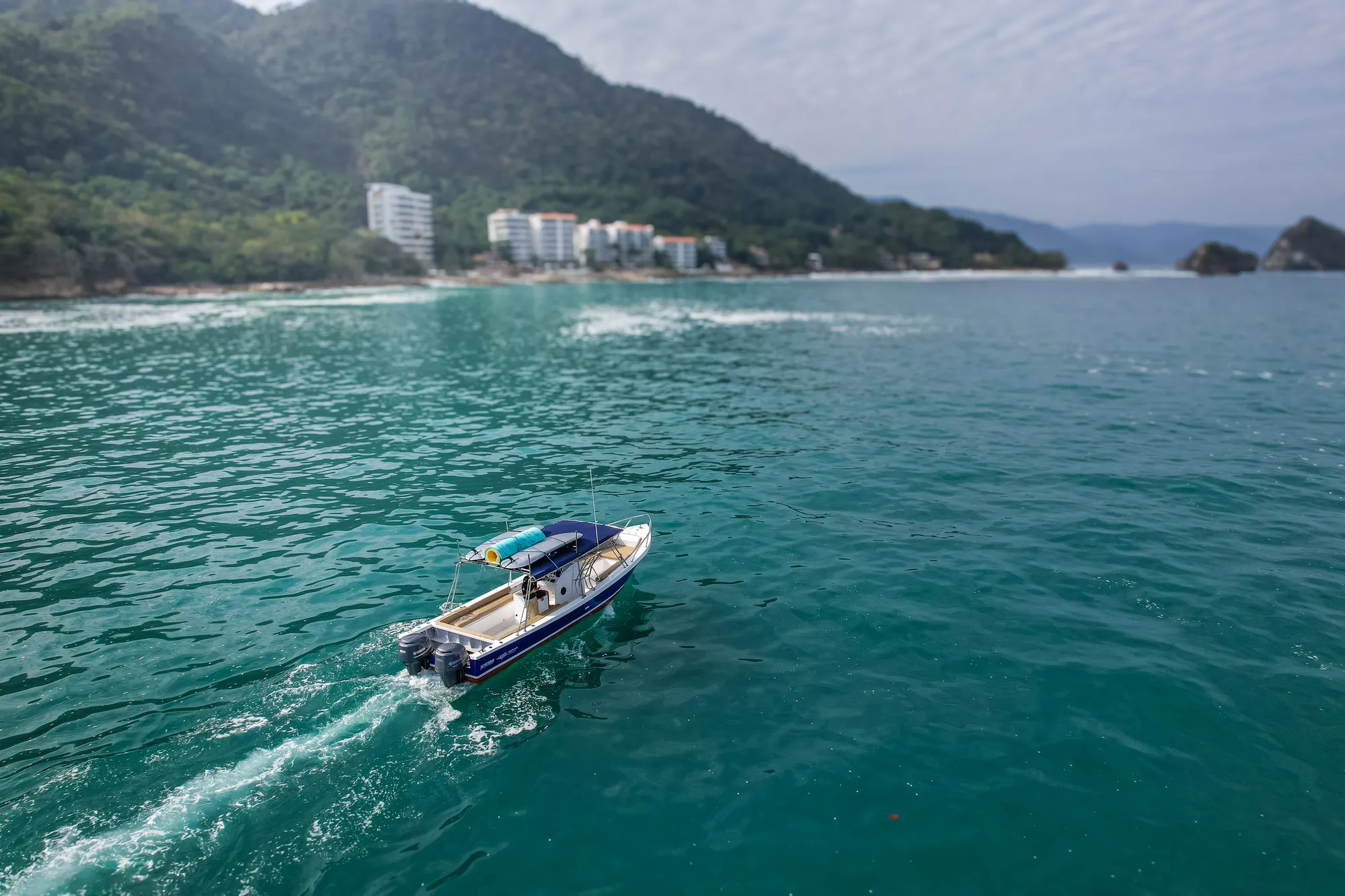 Power Boat Charter Puerto Vallarta – Neptuno (Marietas Islands & Full-Day Adventures) 4